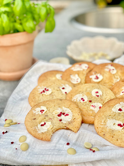 Cookies med hallon & vit choklad