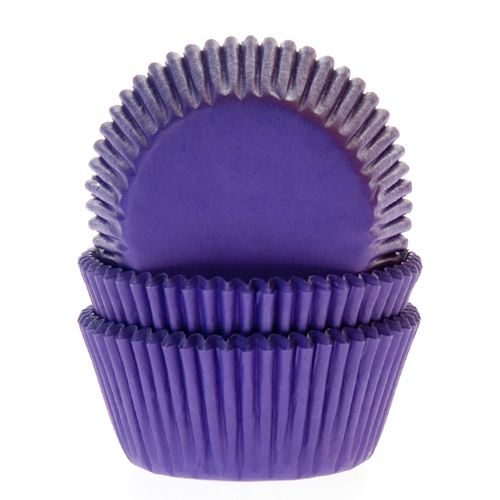 Närbild på muffinsform Lila Violett i färgstark design