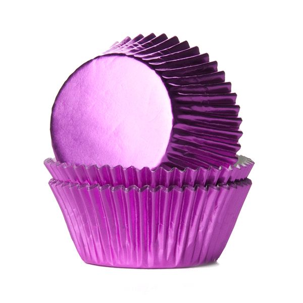 Förpackning med muffinsformar i rosa metallic