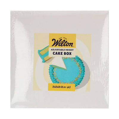 Wilton vit justerbar tårtkartong för höga tårtor, ihopvikt i förpackning.