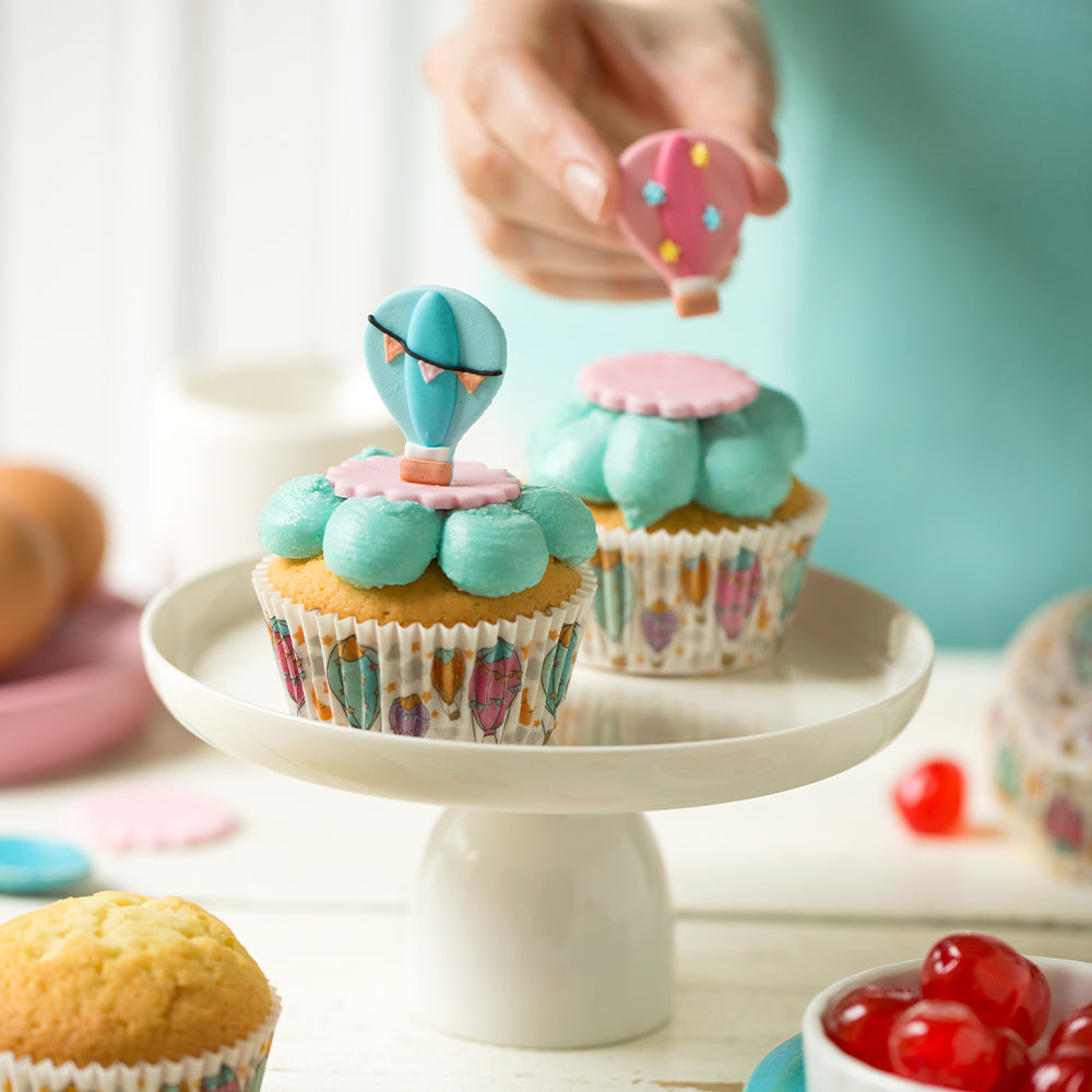 Cupcakes dekorerade med ätbara luftballonger