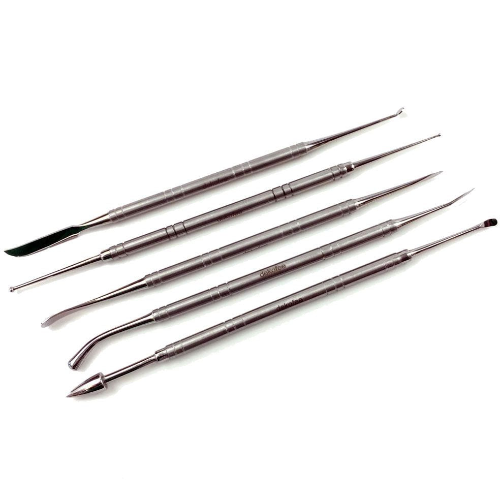 Set med 5 dubbelsidiga modelleringsverktyg i rostfritt stål för sockerpasta och marsipan.