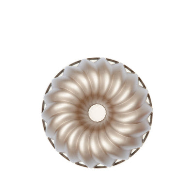 Ovanifrån – Mini sockerkaksform Carol 10 cm i spiraldesign